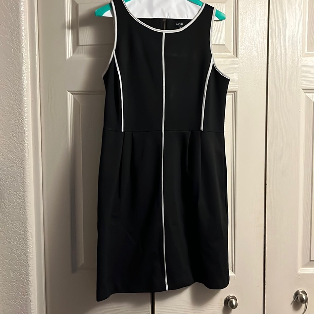 Apt 9 dress